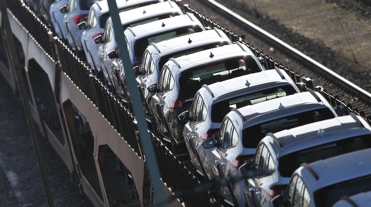 EU beleži leto dni padanja prodaje novih avtomobilov. Kakšna je trenutna situacija? (foto: Profimedia)
