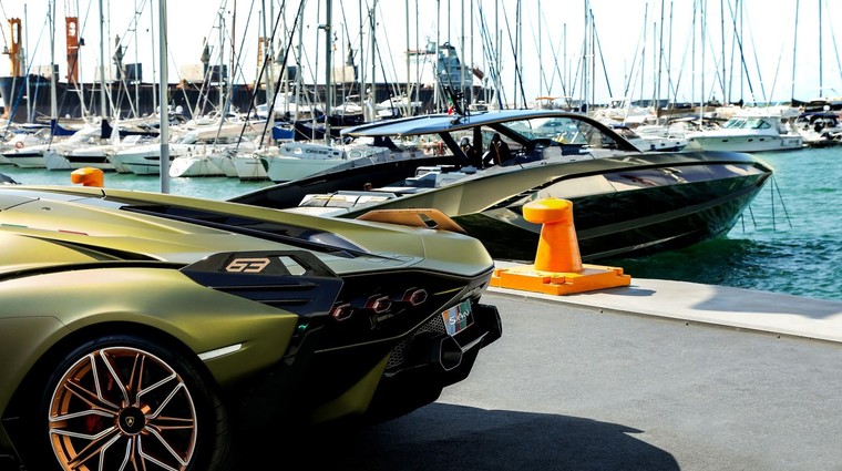 Preverite, kdo je slavni lastnik brutalne Lamborghinijeve jahte (foto: Profimedia)