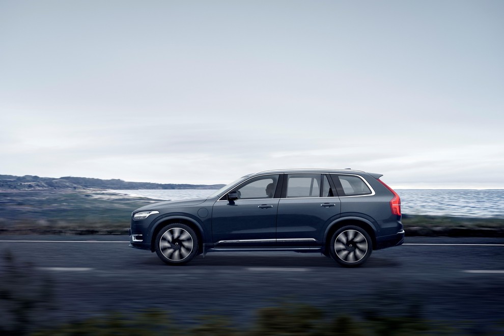 Bik (20. 4.–20. 5.) → Volvo XC90 Bik ljubi udobje, zanesljivost in varnost. Volvo XC90 ponuja prestižen občutek domačnosti na …