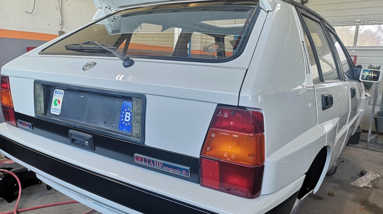 Ta legenda relija danes v osveženi podobi zasluženo počiva v garaži na Gorenjskem (foto: Mad Boys Garage)