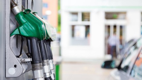 Kakšne bodo nove cene goriva: razlika med dizelskim gorivom in bencinom še nikoli višja!