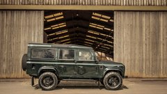 Poglejte, kje lahko kupite enega od 16 novih legendarnih Land Rover Defenderjev, izdelanih leta 2016!