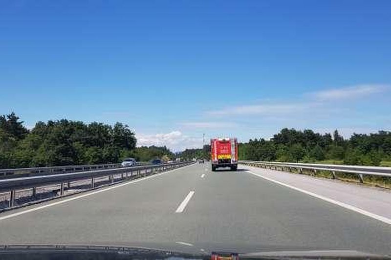 Od danes naprej znova dela na enem najbolj obremenjenih odsekov slovenske avtoceste. Preverite urnik del (foto: STA)