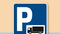 <strong>Parkiranje na avtocestnih počivališčih do 25 ur</strong><br />
Poleg generalne prepovedi prehitevanja težkih tovornih vozil je slovenska posebnost tudi časovno omejevanje parkiranja tovrstnih vozil. Uredba velja od začetka lanskega novembra in določa, da so avtobusi in tovorna vozila z največjo dovoljeno maso nad tri tone in pol lahko na označenih parkirnih mestih parkirani največ 25 ur. Če je promet tovornih vozil z odredbo o omejitvi ali prepovedi prometa omejen ali prepovedan za več kot 25 ur, je dovoljeno parkiranje za čas omejitve ali prepovedi prometa tovornih vozil. Družba DARS je avtocestna počivališča opremila z znaki, vozniki pa morajo označiti čas prihoda na notranji strani vetrobranskega stekla. Spoštovanje uredbe nadzirajo cestninski nadzorniki, za kršitve so predpisane globe za voznika v znesku 300 evrov, za pravno osebo 1000 in za odgovorno osebo 300 evrov.