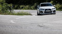 Izšel je novi Avto magazin: kako si pri Škodi predstavljajo trajnostni razvoj in kakšne so možnosti pomoči na cesti; testi: Audi RS6, Volvo XC40 Recharge ...