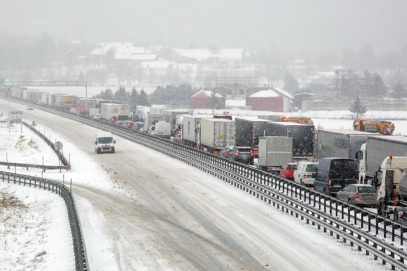 Pri Darsu pravijo, da sneg ne preseneti njih, temveč voznike.