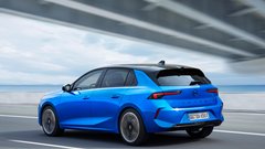 Opel pripravil novo izvedbo Astre, s katero cilja na povsem nov krog kupcev