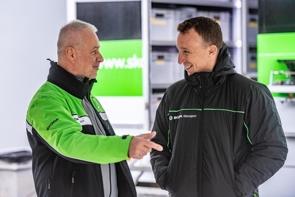 Dolgoletni vodja Škoda Motorsporta Michal Hrabanek (levo) in Kris Meeke, zvezdniški razvojni voznik