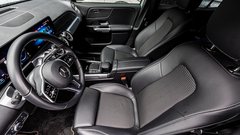 Prepoznavno in urejeno »Mercedesovsko« okolje, ki je zaslužno za dobro počutje v kabini.
