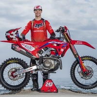 Tim Gajser je vedno bližje povratku. To je povedal o trenutnem stanju poškodbe