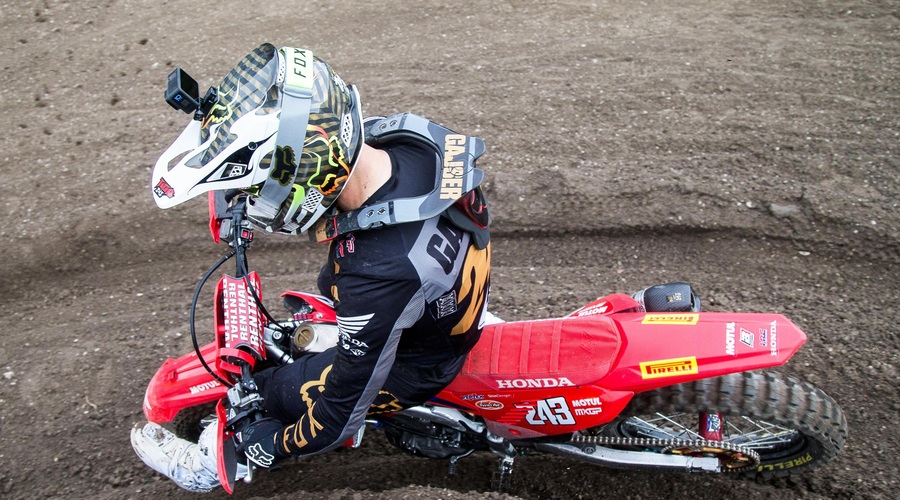 Tim Gajser po operaciji že doma (foto: Profimedia)