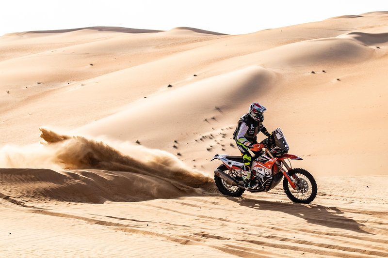 Toni Mulec  v cilju druge etape Puščavskega izziva. Ni predaje!!