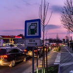 Kje boste za svoj denar natočili največ bencina? Slovenija v Evropi med ugodnejšimi (foto: Profimedia)