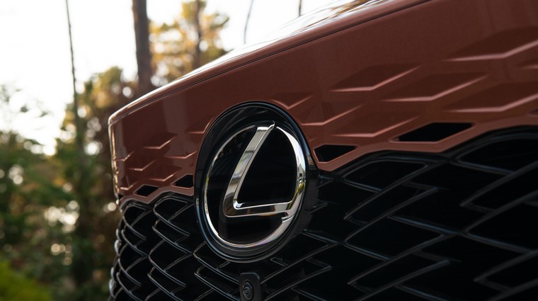 Naš novinar se je udeležil predstavitve novega Lexusa (in to je stvar, ki ga je najbolj presenetila + koliko stane) (foto: Lexus)
