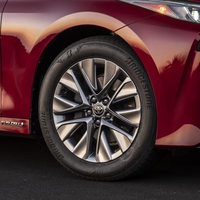 Kupci tožijo Toyoto, ker jim je prodala praktično neuporaben avto. Ali imajo prav?