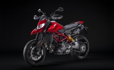 Ducati Hypermotard 950 bo dobil dva paketa dodatne opreme