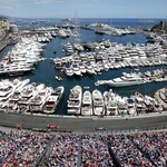 Legendarnega Ferrarija so sredi Monaka parkirali na ... (VIDEO) (foto: Profimedia)