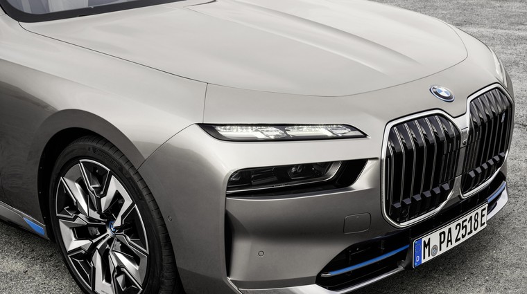 Bodo oblikovalci pri BMW končno prisluhnili kupcem? (foto: BMW)