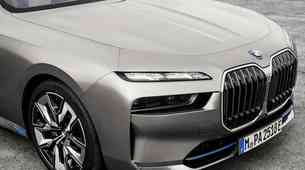 Bodo oblikovalci pri BMW končno prisluhnili kupcem?
