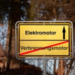 Pri Toyoti so prepričani, da bo učinek prisilne elektrifikacije ravno nasproten: se strinjate z njimi? (foto: Profimedia)