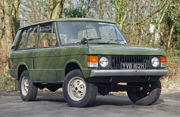 Range Rover - 1970 -1996 Range Rover, ki je luč sveta ugledal leta 1970, je bil poskus prodora na trg …