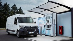 <p>Pri Renaultu za svoj program dostavnikov večje skupne mase bolj računajo na gorivno celico, ki ponuja številne prednosti pred baterijskim pogonom. A poleg cene je treba rešiti še težavo z vodikovo infrastrukturo.</p>