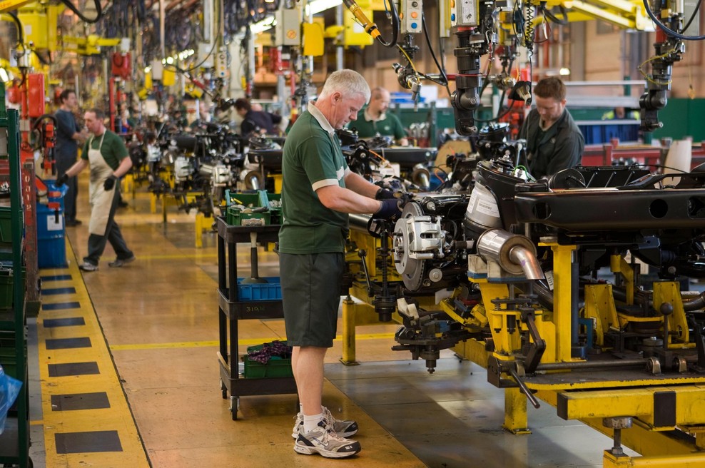 Mit ali resnica: Je kvaliteta novih avtomobilov res slabša kot včasih? (foto: Profimedia)