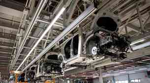 Preobrat! Volkswagen zmanjšuje proizvodnjo električnih, ne pa tudi bencinskih in dizelskih avtomobilov