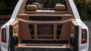Ta Rolls-Royce Cullinan je razdelil avtomobilsko javnost, lahko vam bo blazno všeč ali pa ga boste v hipu zasovražili