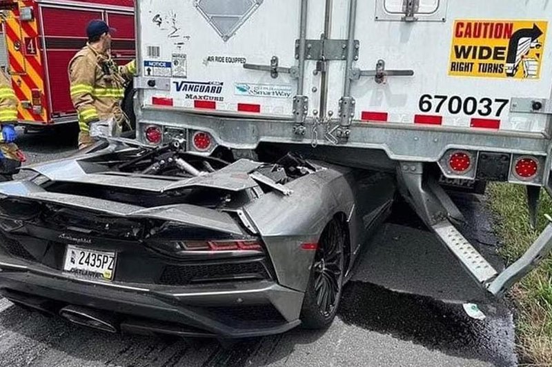 Prekletstvo ali prednost nizkih superšportnikov: preverite, kako je končal ta »prehitri« Lamborghini (VIDEO) (foto: Instagram)