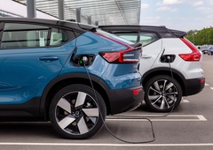 Dramatičen padec prodaje električnih modelov uveljavljene znamke - zadnji hip so prilagodili svoje elektrifikacijske načrte