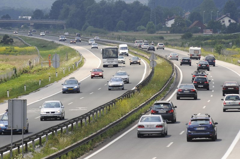 Milijonska investicija: Slovenija za izboljšanje avtocest prejela 7 milijonov evrov (poglejte, za kaj jih bo porabila) (foto: BoBo)