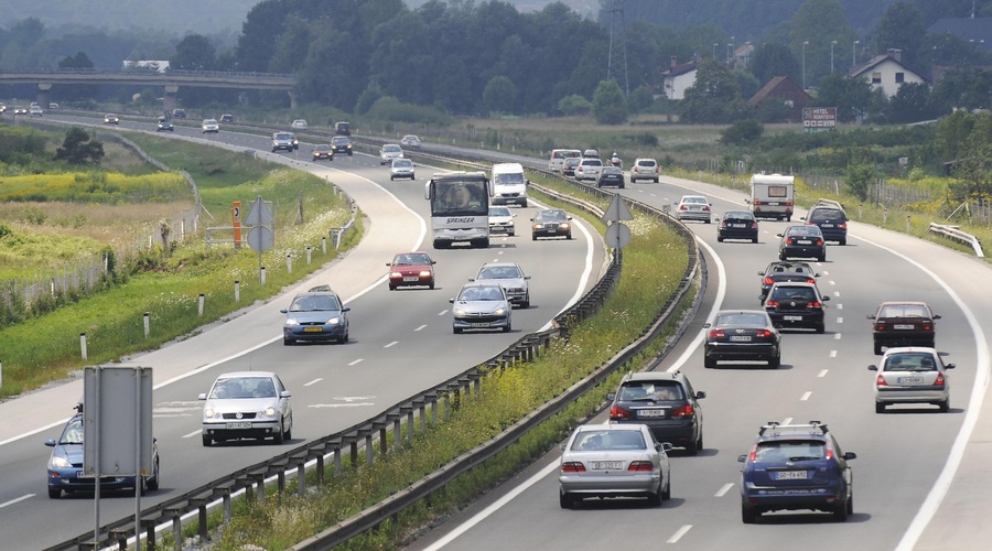 KONČNO! Začela so se gradbena dela za (pre)dolgo pričakovani avtocestni priključek (foto: BoBo)