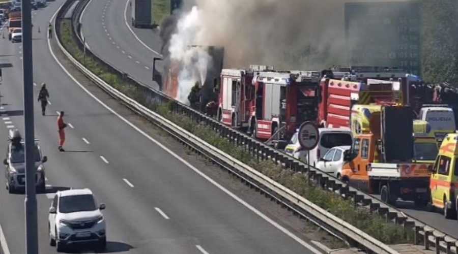 Znane podrobnosti včerajšnje tragične nesreče na ljubljanski obvoznici (foto: zajem zaslona/promet.si)