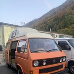 Ta simpatična Slovenka se je lotila prenove starega Volkswagnovega Transporterja, poglejte zavidanja vreden rezultat ... (foto: Osebni arhiv)