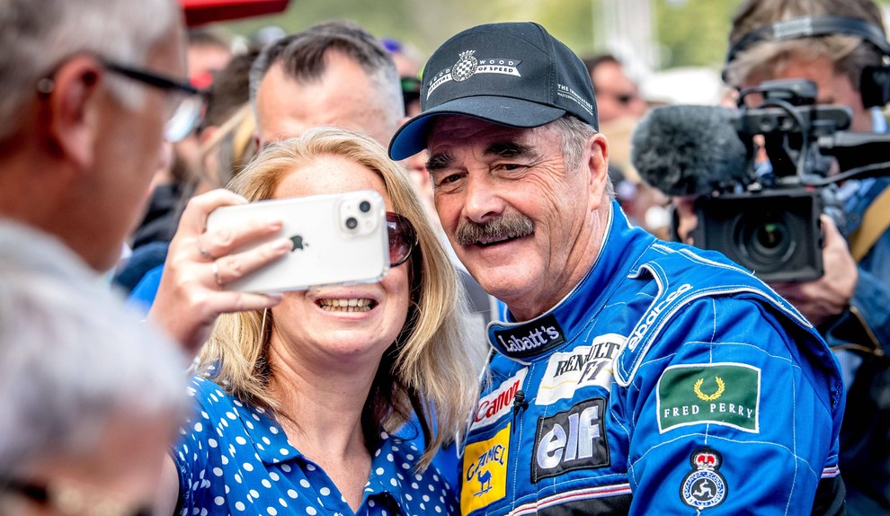 Stara šara ali prava dirkaška zakladnica? Vse to prodaja legendarni Nigel Mansell