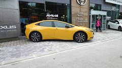 Novo v Sloveniji: Toyota Prius – Prvi je sedaj precej drugačen