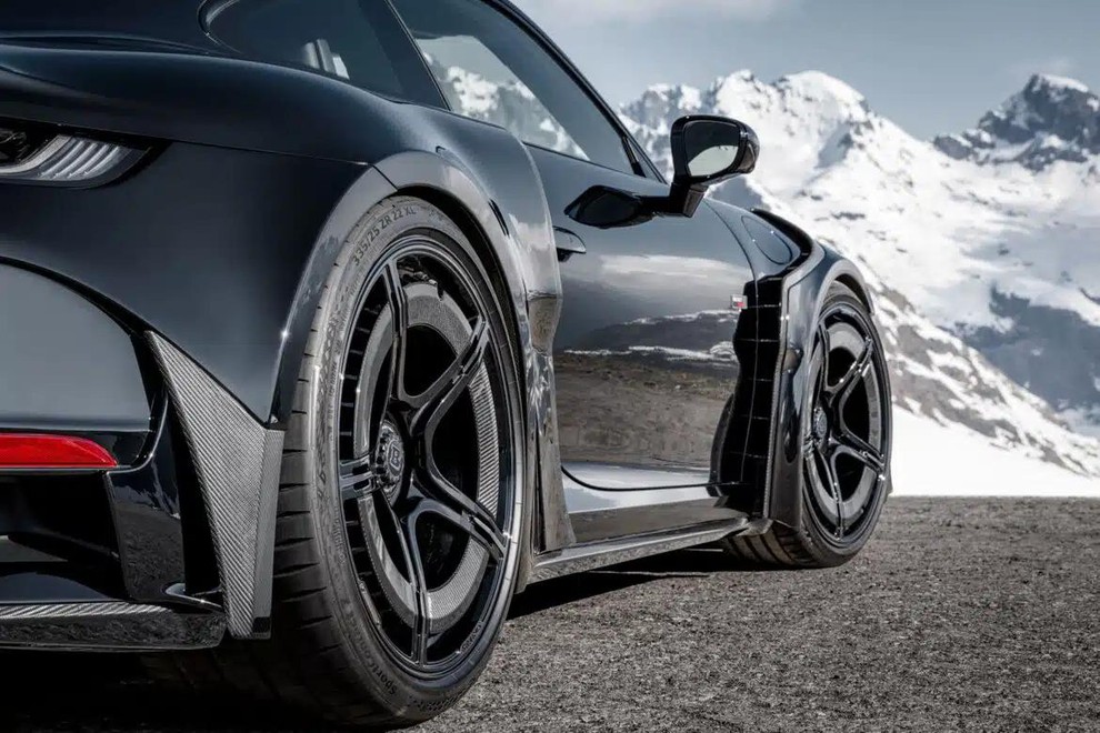 Sanjska predelava Porscheja 911 Turbo S izpod rok Brabusa s ceno, ki vas bo vrgla na zadnjico