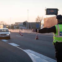 Ne bi si mislili, a to je 5 stvari, zaradi katerih vas lahko policisti 'vzamejo na piko'