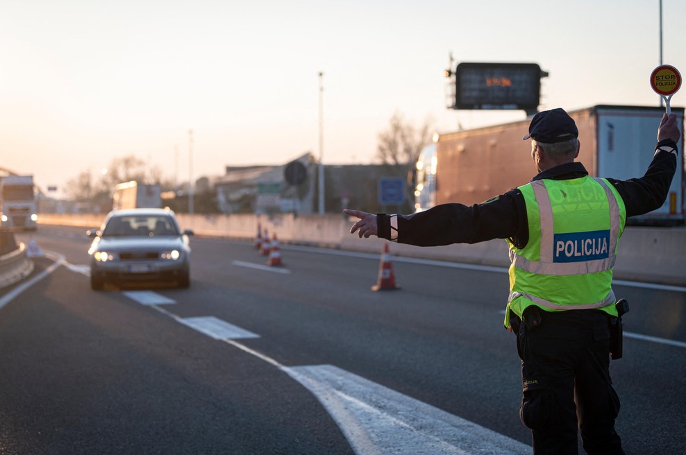 Ne bi si mislili, a to je 5 stvari, zaradi katerih vas lahko policisti 'vzamejo na piko' (foto: Profimedia)