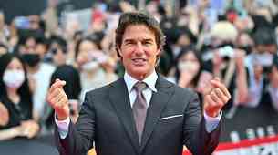 Zakaj se je Tom Cruise znašel na Bugattijevem 'rdečem seznamu'? Odgovor vas utegne presenetiti ...