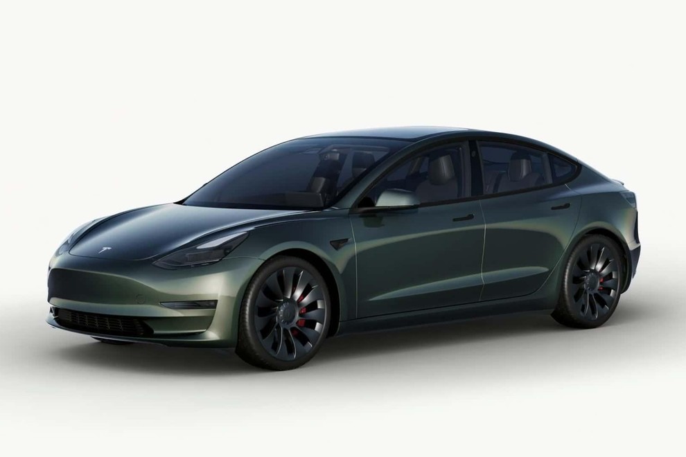 Tesla ponuja nove barve, a na malce drugačen način