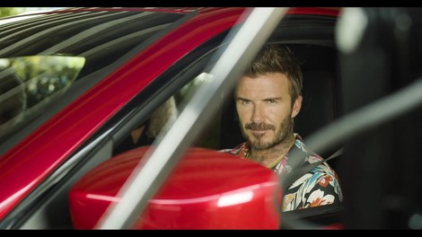 David Beckham ima v v svoji zbirki avtomobilov tudi te lepotce!