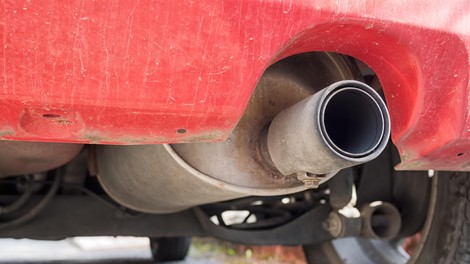 So novejši avtomobili res bolj škodljivi za okolje? To so ugotovitve zadnje študije ...