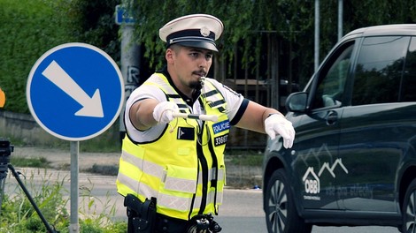 V tej državi za red na cestah skrbijo strokovni in samozavestni policisti