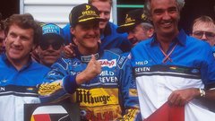<p>Tom Walkinshaw je bil pri ekipi Benetton očitno zadolžen za izogibanje pravil. Rad pa je šel korak predaleč, a tekmeci so se tega zavedeli večinoma prepozno.</p>