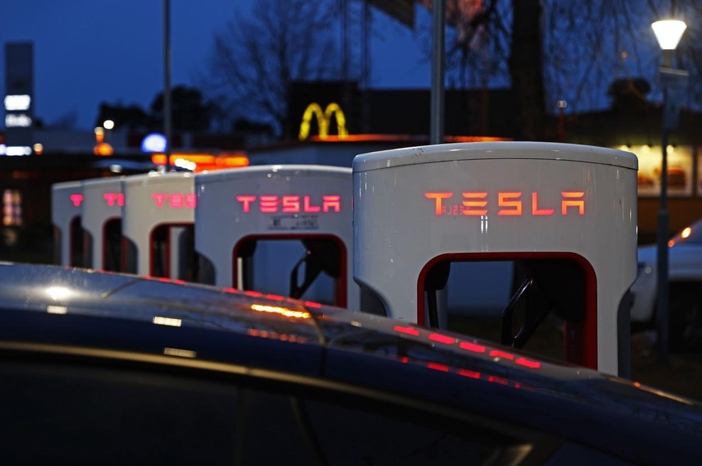 Tesla na široko odprl svoje poslovne knjige, en podatek je presenetil številne: zdaj so pojasnili vse in razkrili, kaj se dogaja (foto: Profimedia)