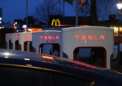 Tesla na široko odprl svoje poslovne knjige, en podatek je presenetil številne: zdaj so pojasnili vse in razkrili, kaj se dogaja