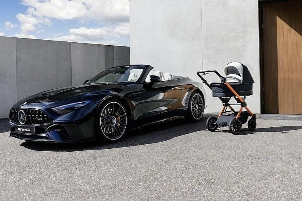 Mercedes otroški voziček