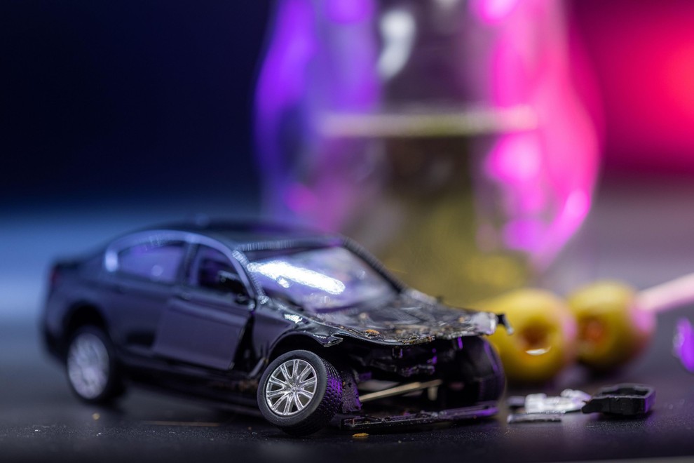 Prometna nesreča zaradi alkoholiziranosti voznika